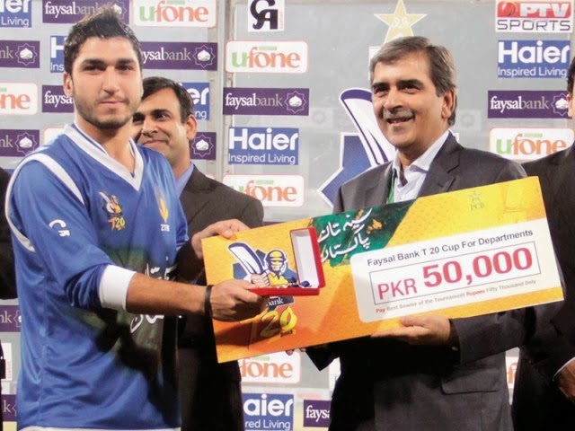 Latif terms Shinwari the best young bowler